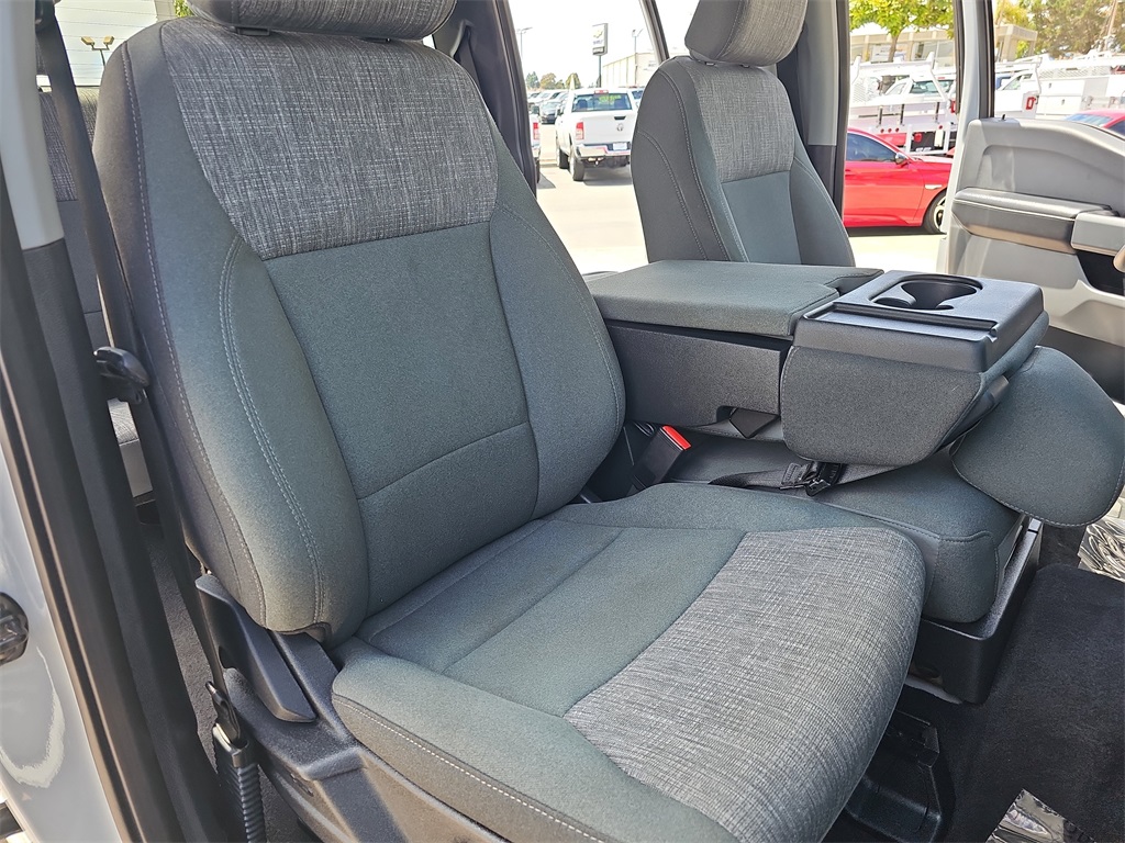 2023 Ford F-150 XLT photo 8