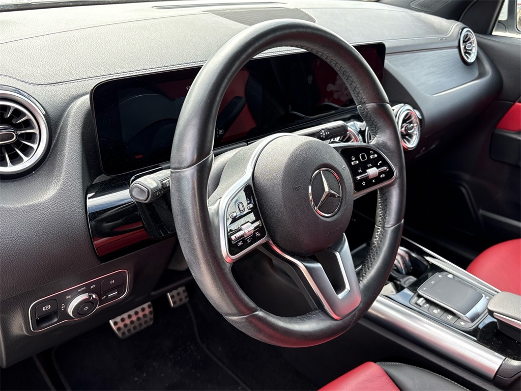 2022 Mercedes Benz GLA 250 photo 8