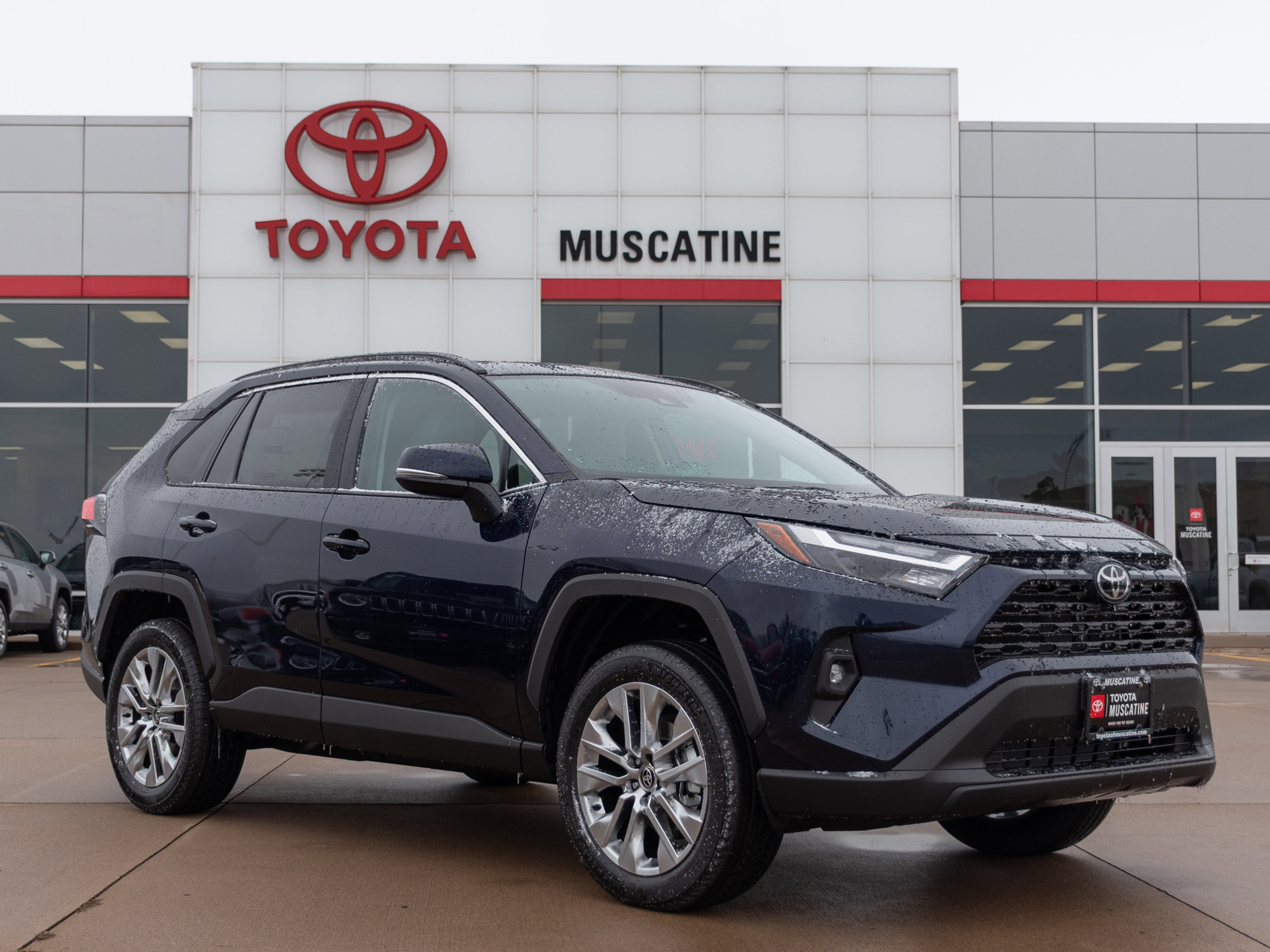 2025 Toyota RAV4 XLE Premium's photo