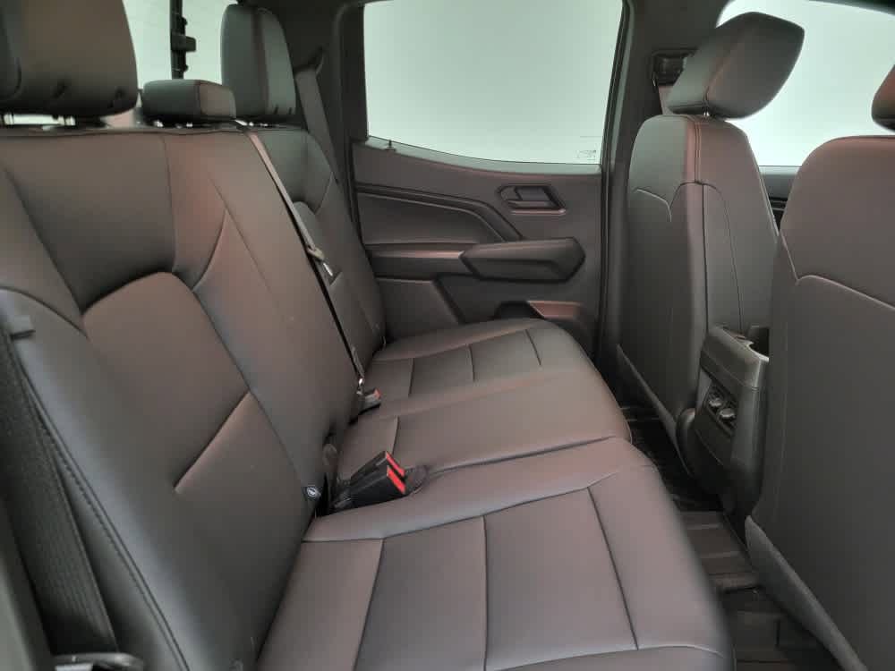 2026 Chevrolet Colorado Trail Boss photo 32