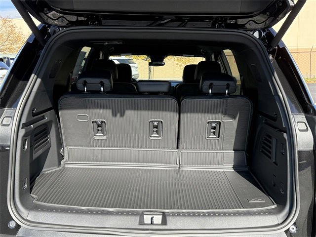 2026 Chevrolet Traverse photo 4