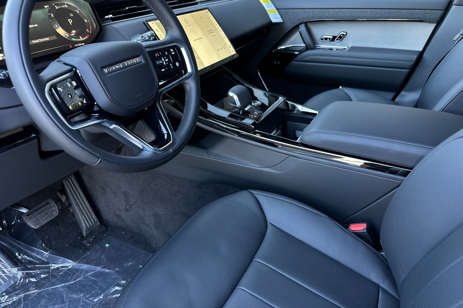 2025 Land Rover Range Rover Sport SE photo 10