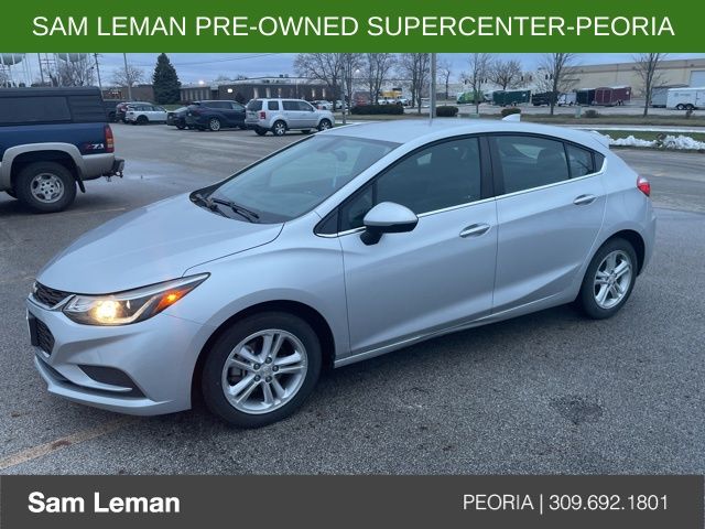 2017 Chevrolet Cruze LT's photo