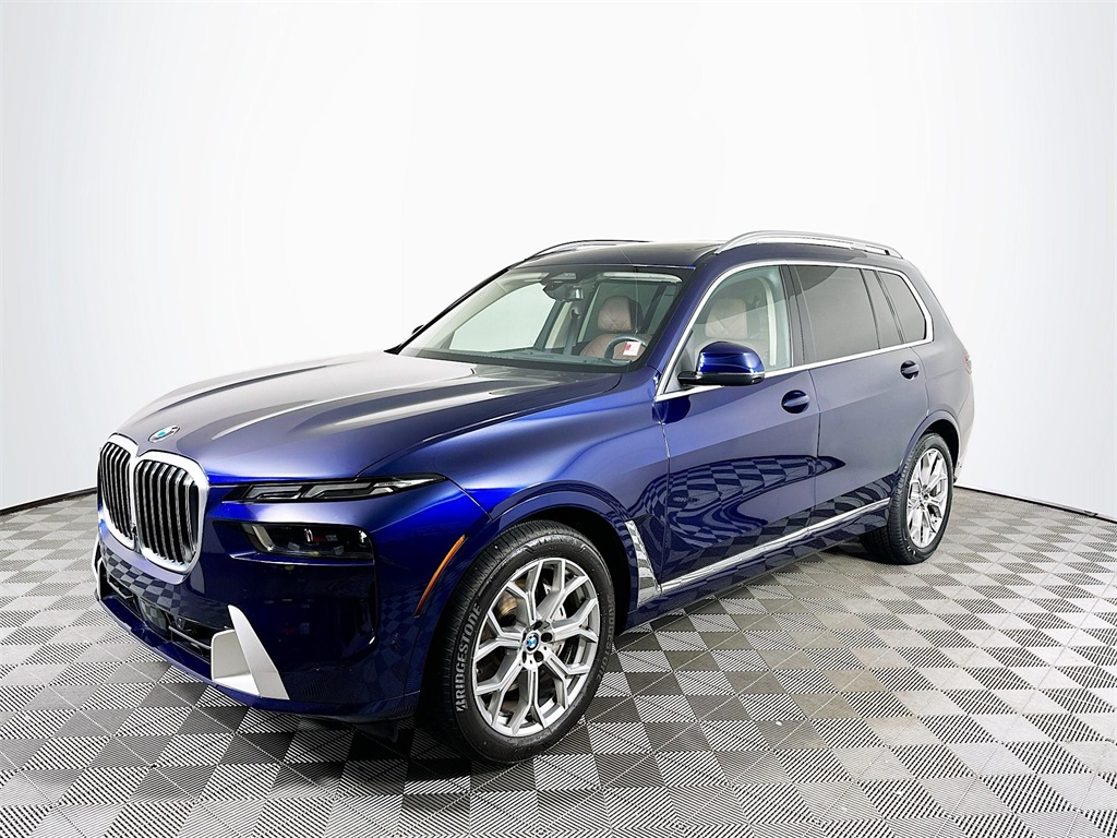 2024 BMW X7 40i's photo
