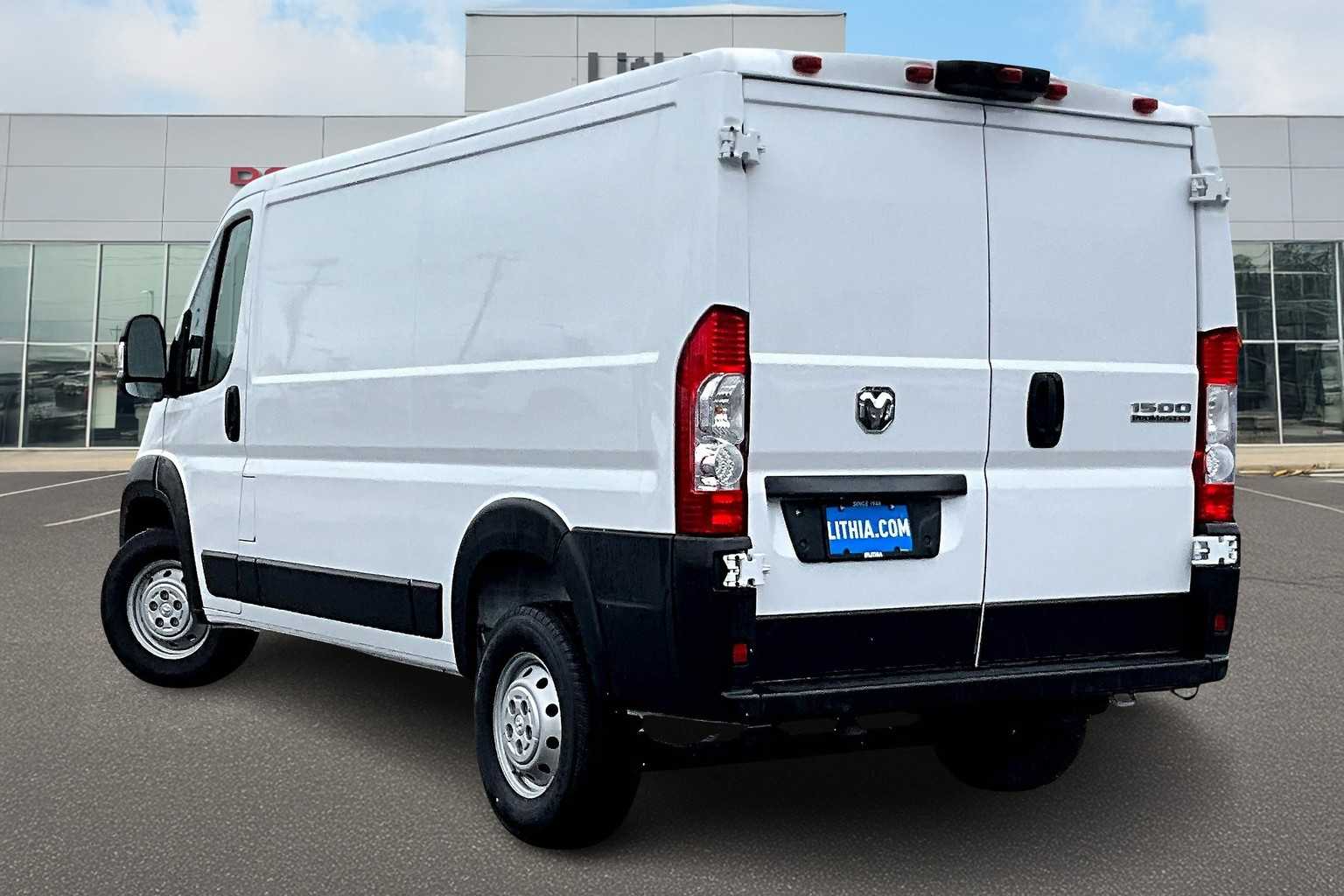 2023 Ram ProMaster 1500 High Roof photo 3