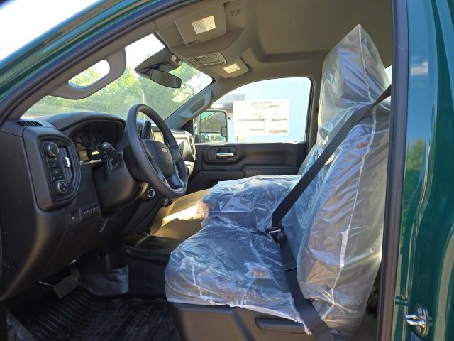 2024 Chevrolet Silverado 3500HD Work Truck photo 3