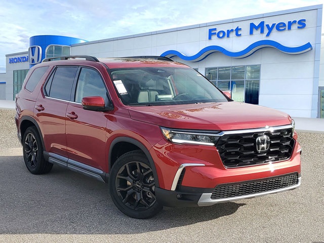 2025 Honda Pilot Touring's photo