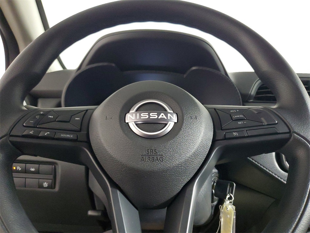2025 Nissan Versa 1.6 S photo 19