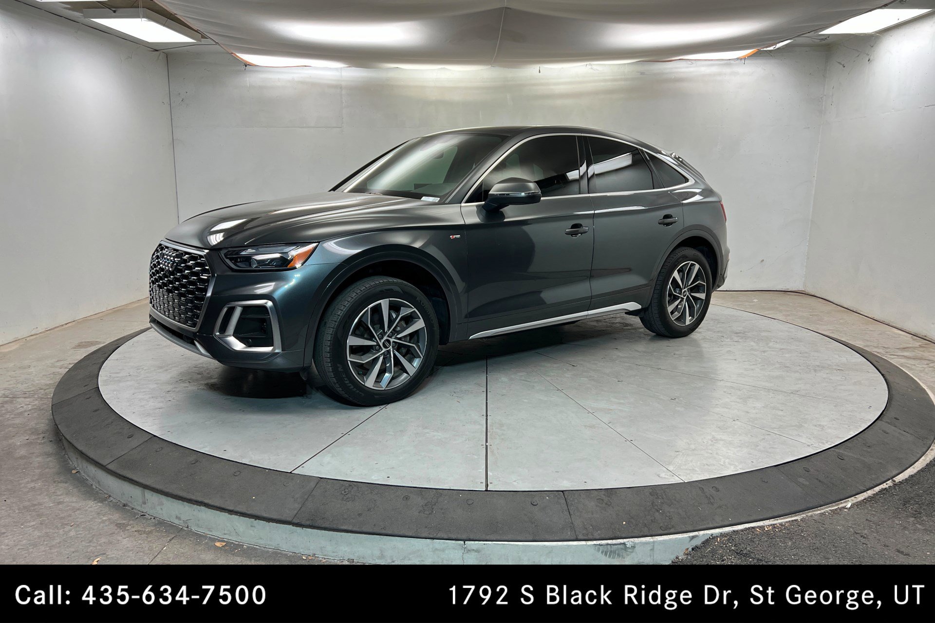 2023 Audi Q5 Sportback Premium Plus's photo