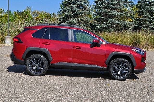 Used 2024 Toyota RAV4 Adventure with VIN 2T3J1RFVXRW466777 for sale in Kansas City