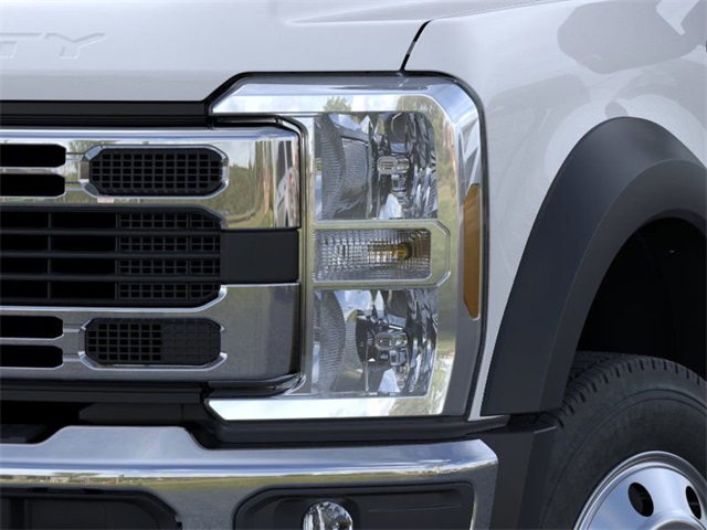 2026 Ford F-450 XLT photo 17
