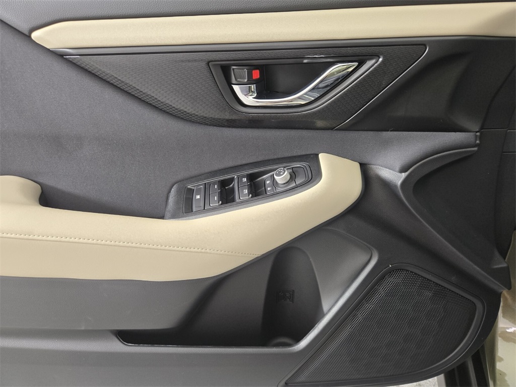 2025 Subaru Outback Premium photo 9