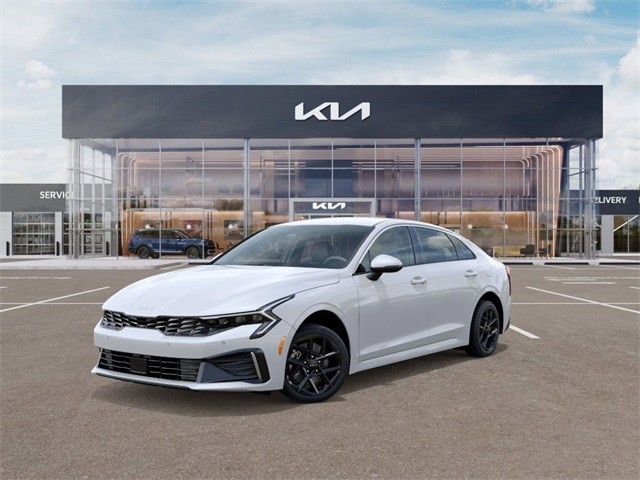 2025 Kia K5 LXS FWD