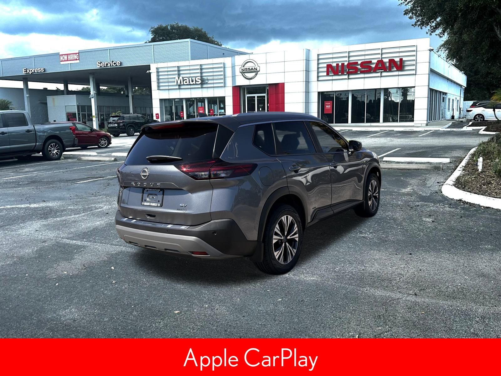 2023 Nissan Rogue SV photo 3