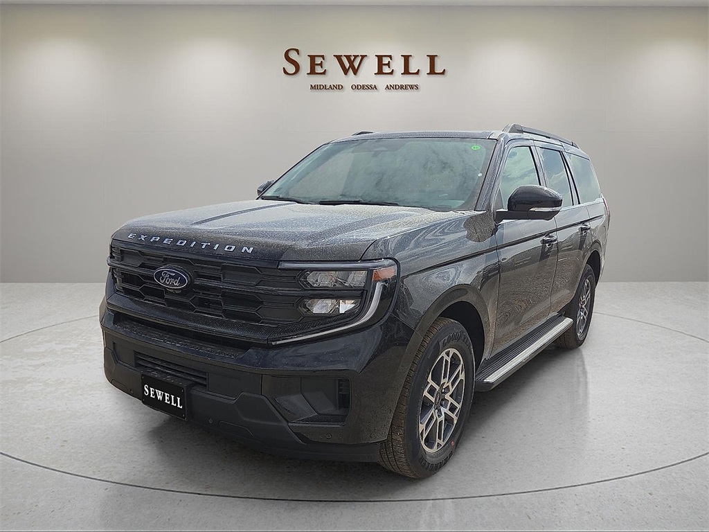 2025 Ford Expedition Active's photo