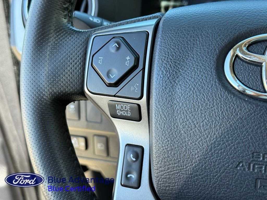 2020 Toyota Tacoma SR5 photo 15