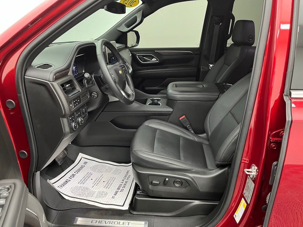 2023 Chevrolet Tahoe LT photo 17