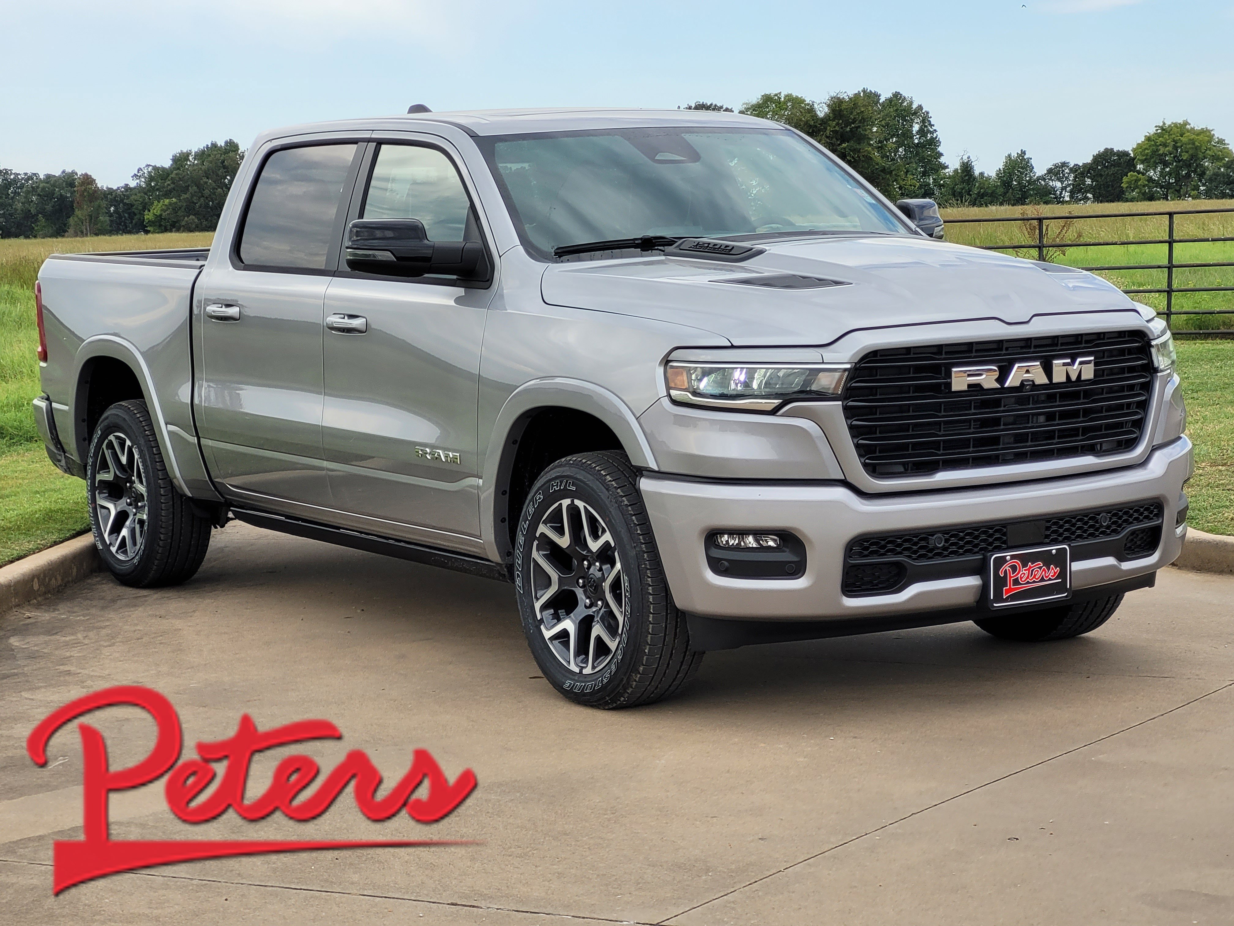 2026 RAM Ram 1500 Pickup Laramie's photo