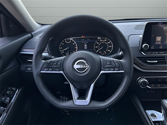2023 Nissan Altima 2.5 SV photo 15