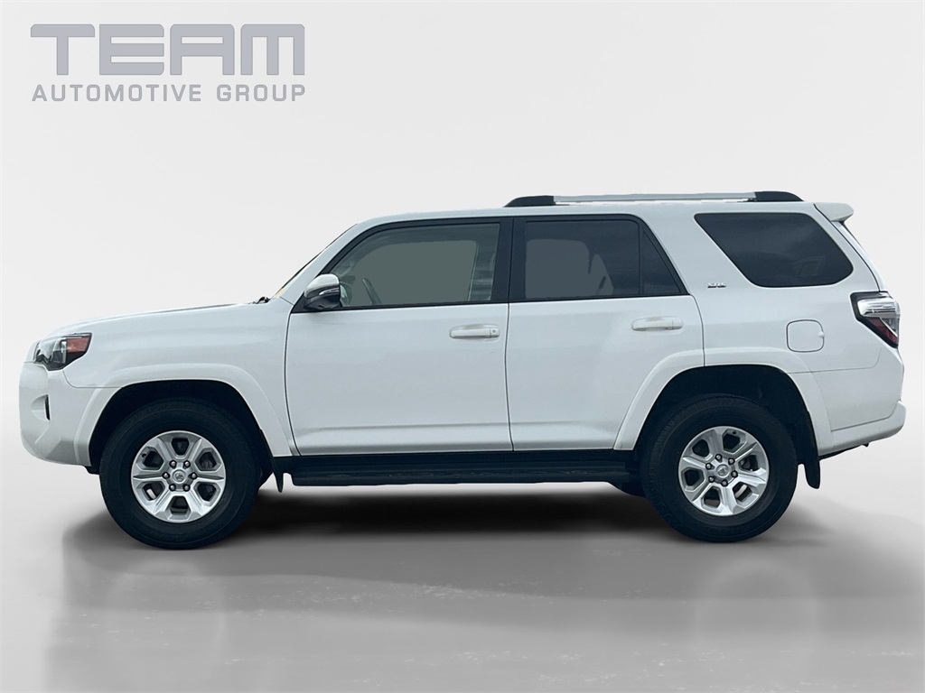 2024 Toyota 4Runner SR5 Premium photo 4