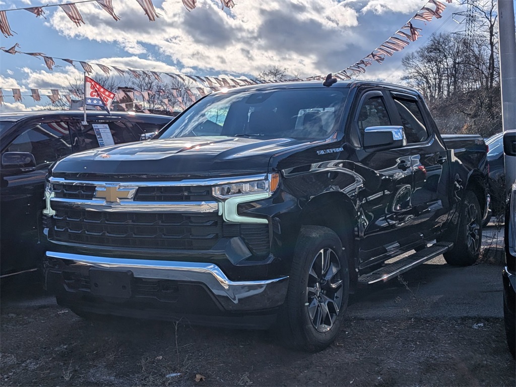 2024 Chevrolet Silverado 1500 LT's photo
