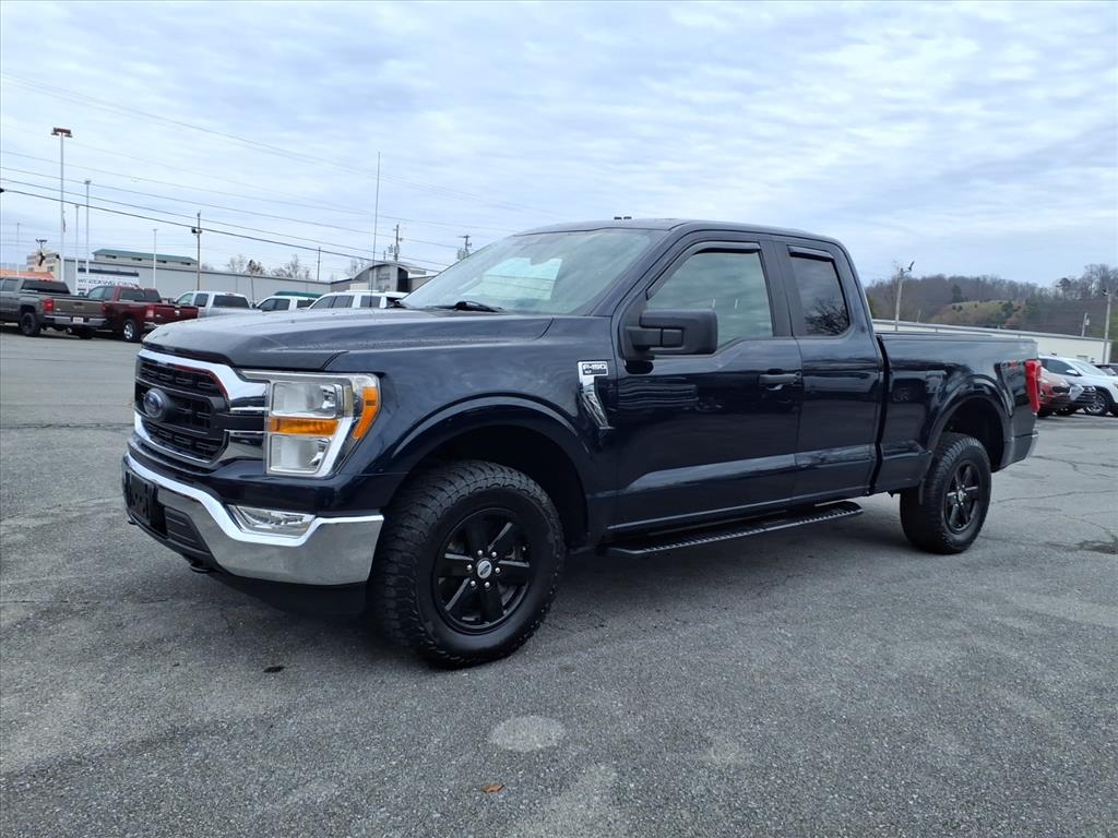 2021 Ford F-150 XLT's photo
