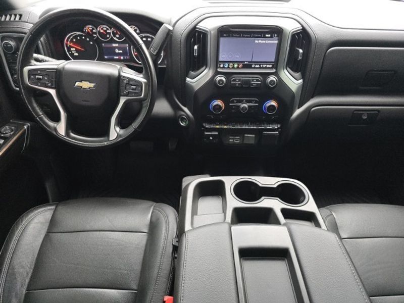 2020 Chevrolet Silverado 1500 LT photo 5