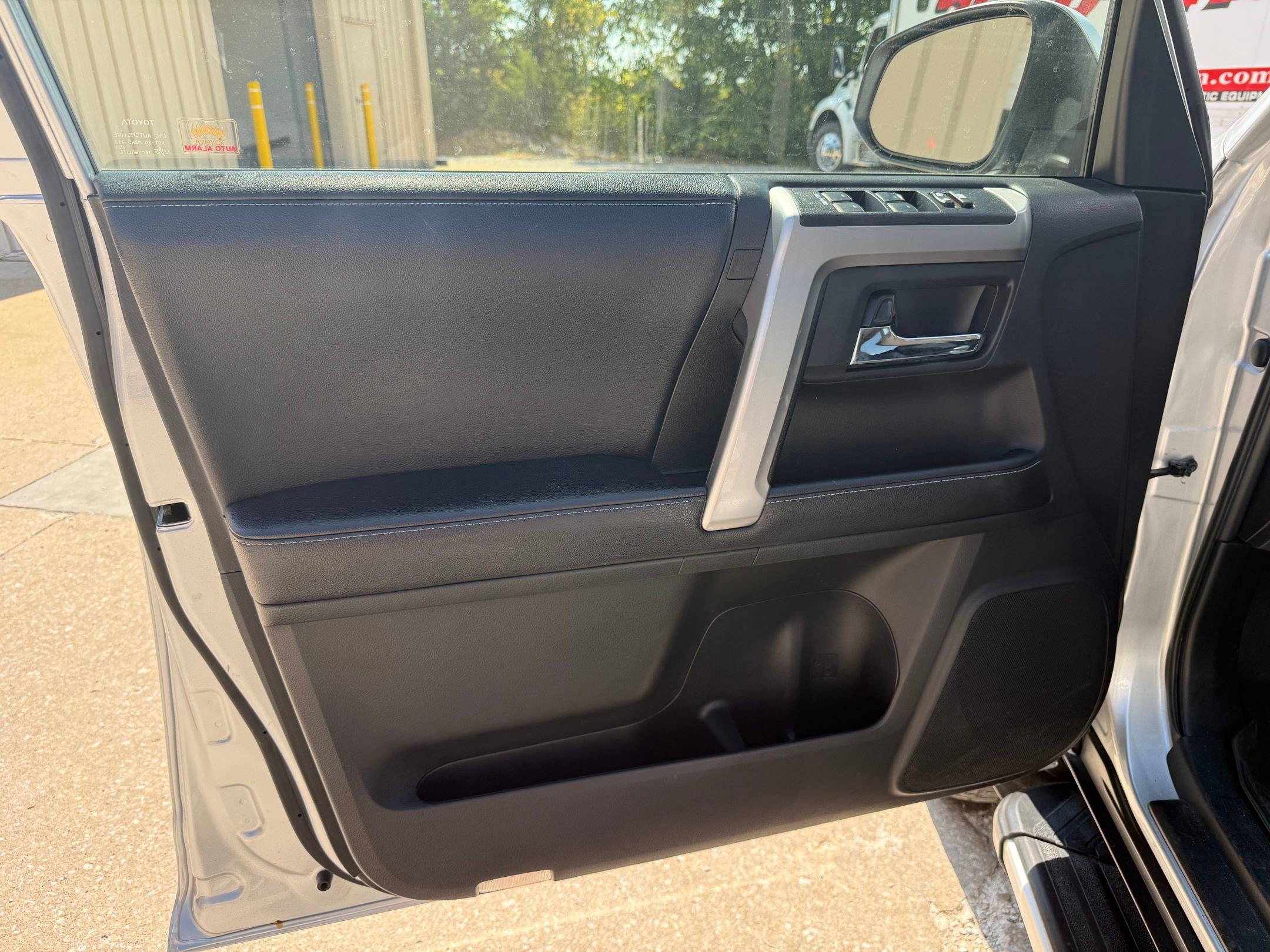 2019 Toyota 4Runner SR5 4WD photo 20