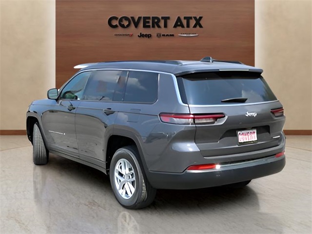 2025 Jeep Grand Cherokee Laredo X photo 3