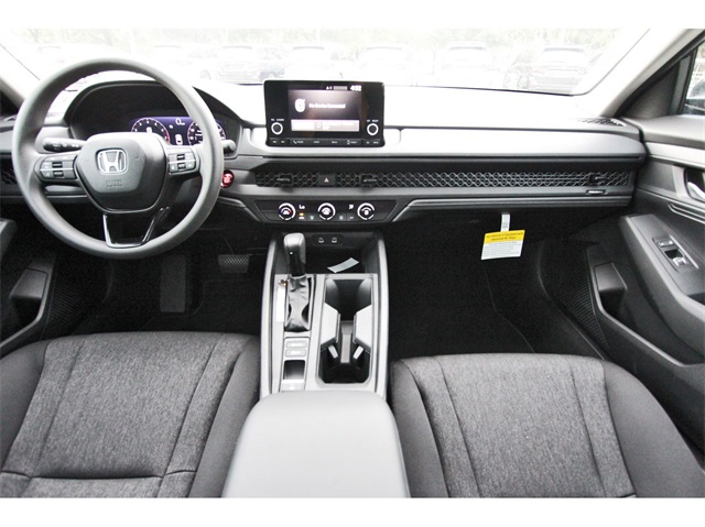 2025 Honda Accord LX photo 6