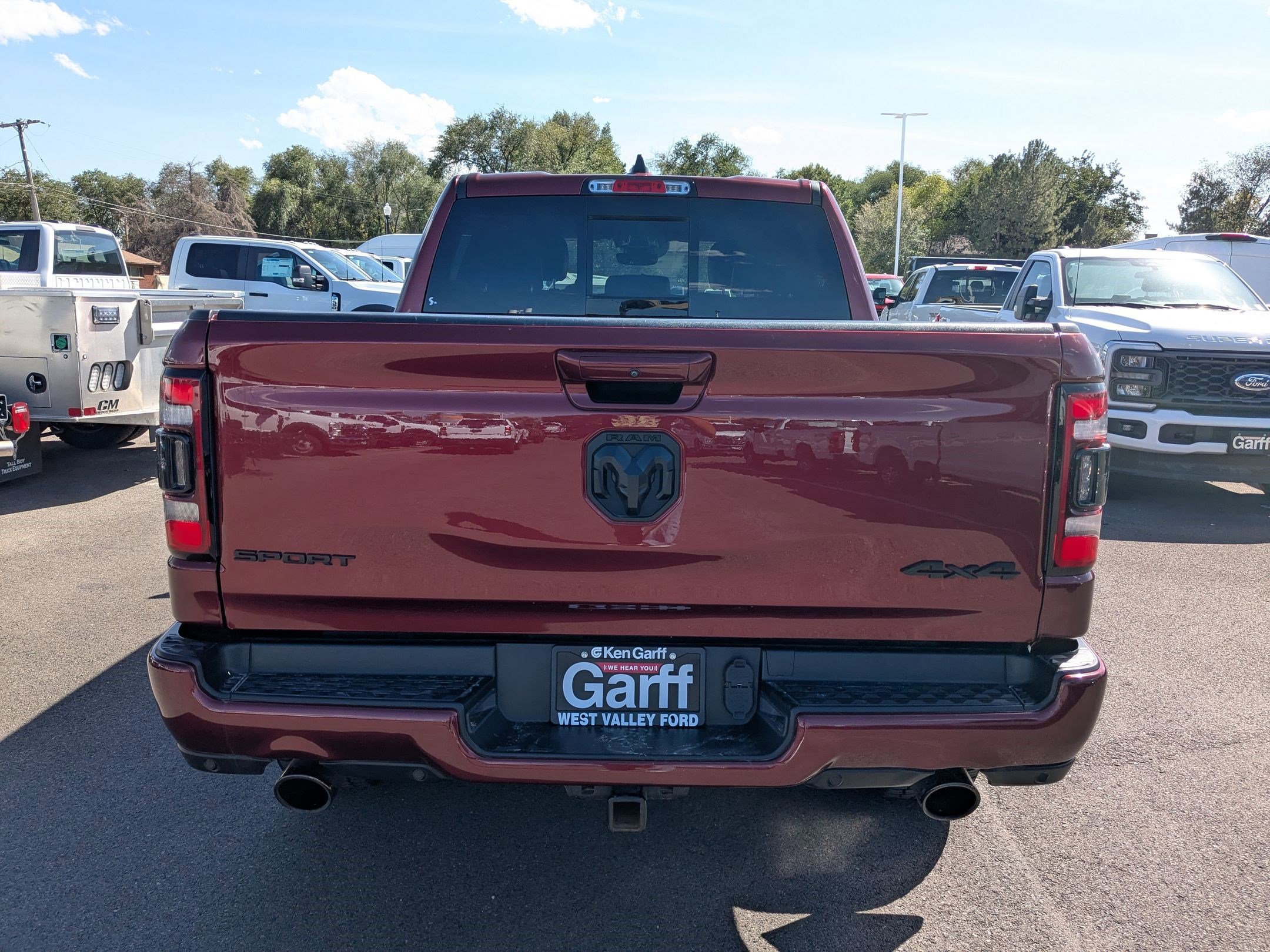 2023 Ram 1500 Sport photo 4