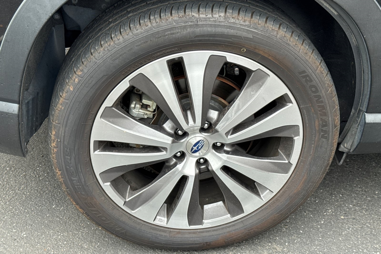 2019 Subaru Ascent Touring photo 5
