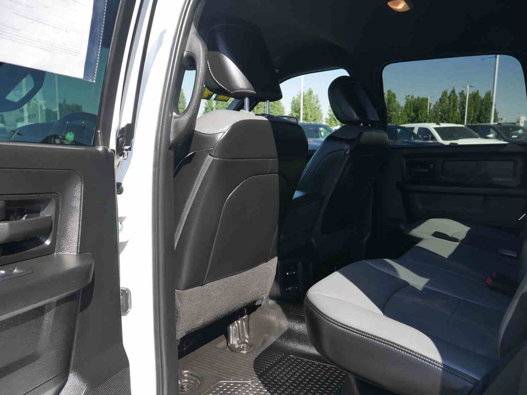 2024 Ram 3500 Tradesman photo 11