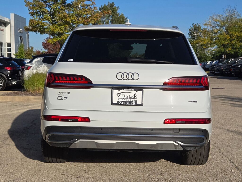 2022 Audi Q7 55 Premium Plus photo 13