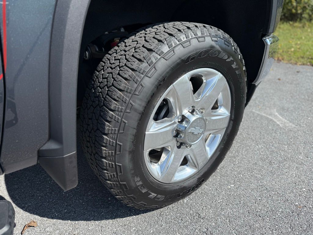 2020 Chevrolet Silverado 2500HD LTZ photo 10
