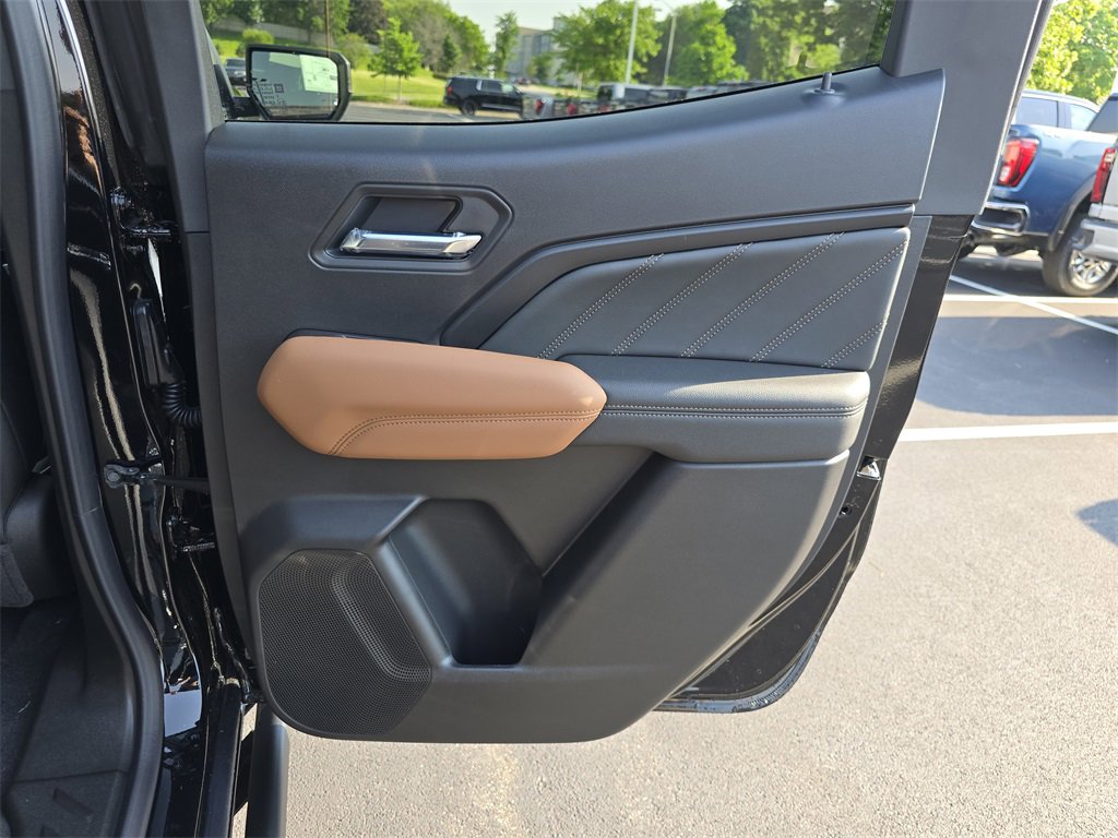 2025 Gmc Canyon AT4 photo 28