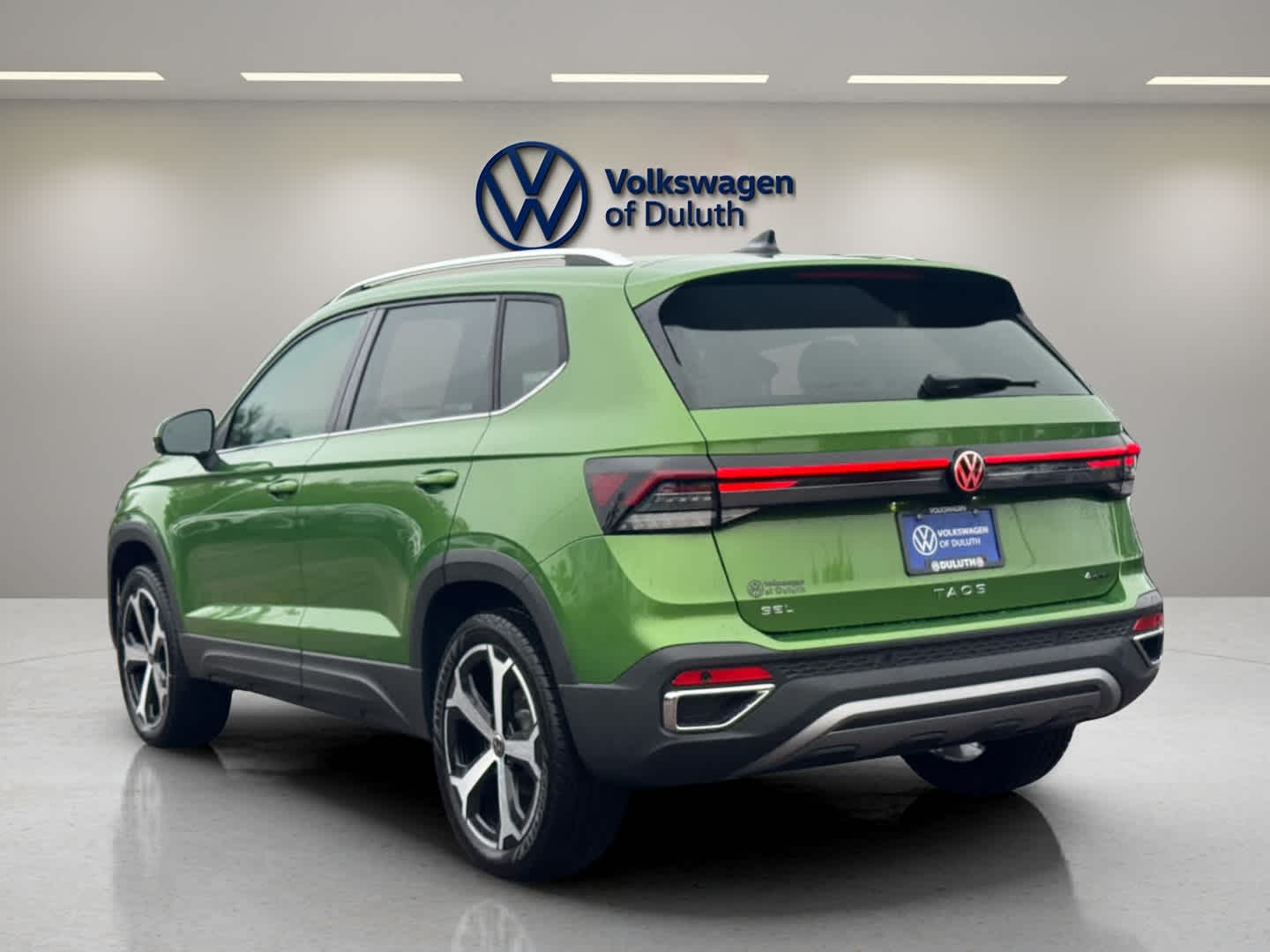 2025 Volkswagen Taos SEL photo 3