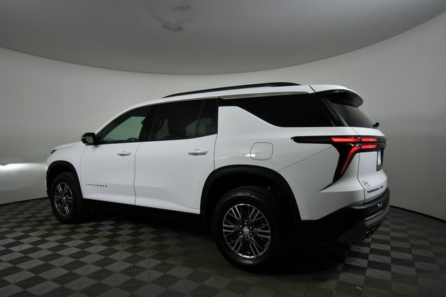 2024 Chevrolet Traverse photo 13