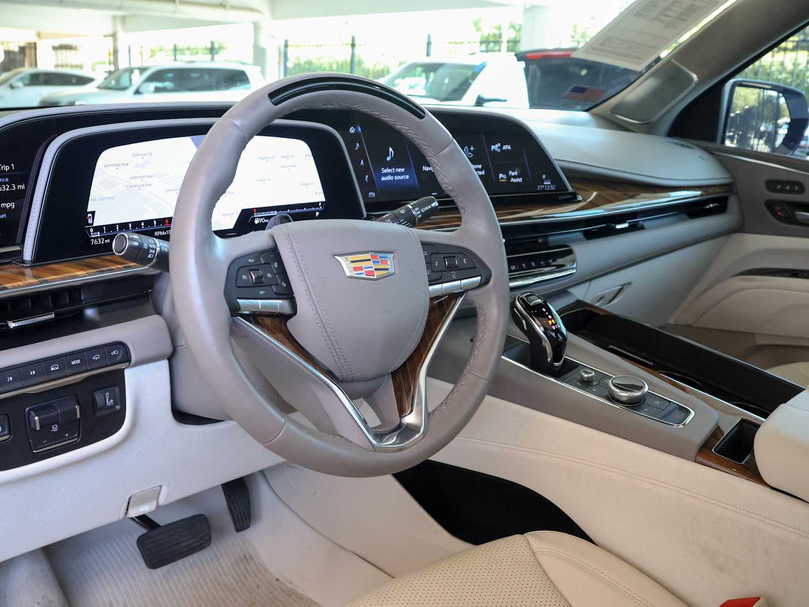 2024 Cadillac Escalade Sport Platinum photo 8