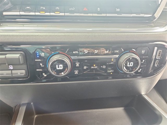 2023 Chevrolet Silverado 1500 High Country photo 32