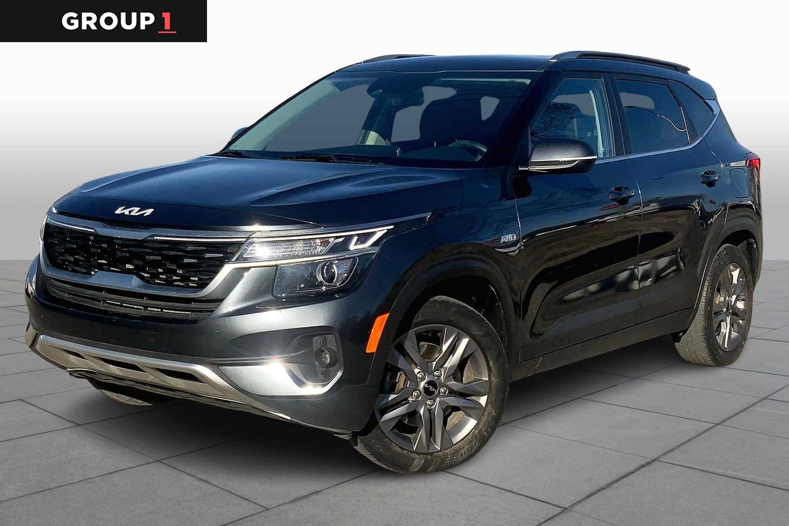 2022 Kia Seltos S's photo