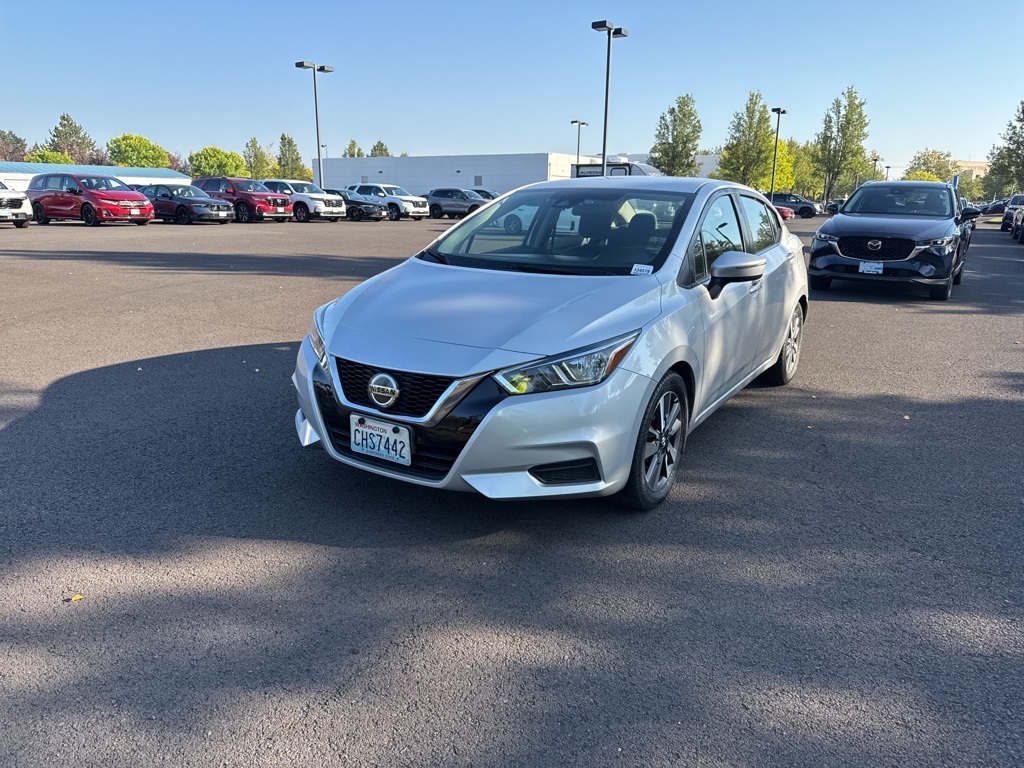 2020 Nissan Versa 1.6 SV photo 3