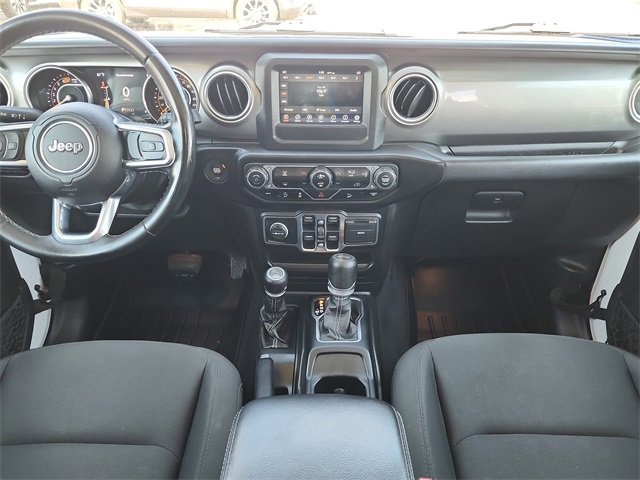 2020 Jeep Wrangler Unlimited Sahara photo 3