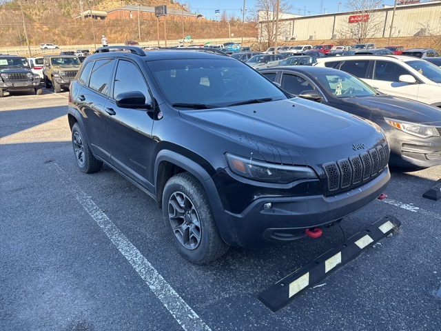 2022 Jeep Cherokee Trailhawk photo 2