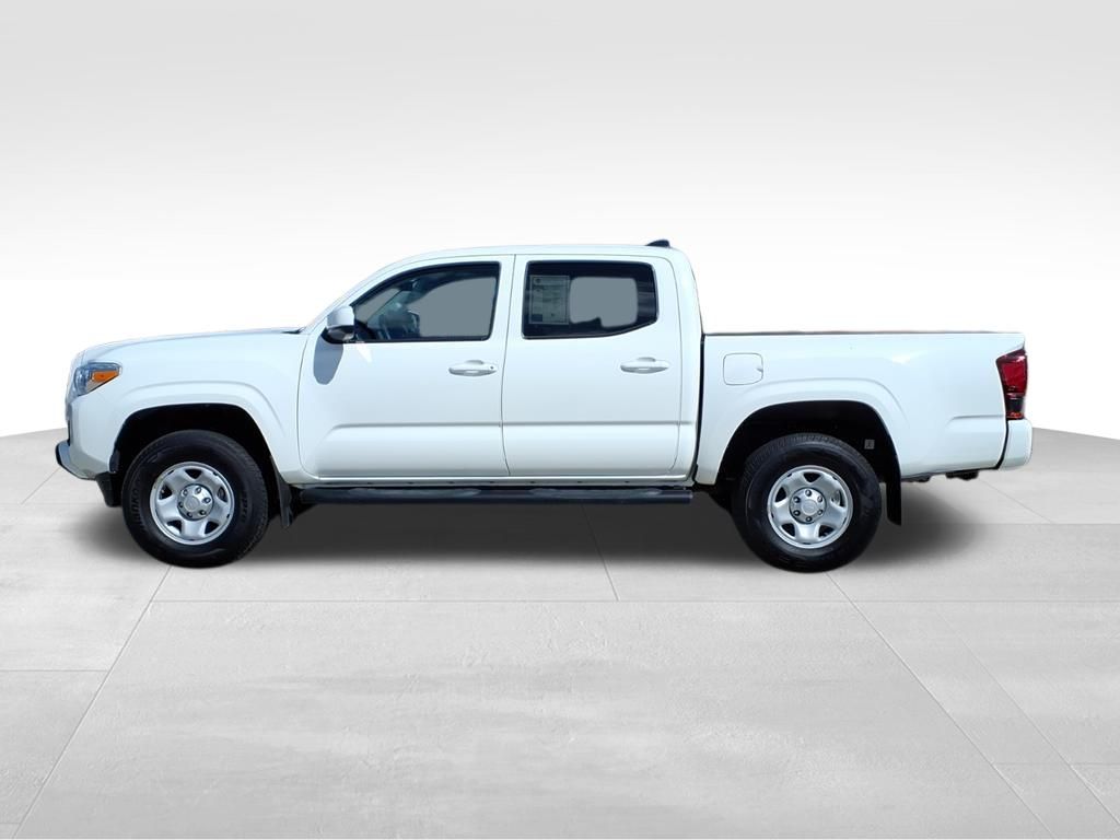 2023 Toyota Tacoma SR5 4x4 Double Cab photo 2