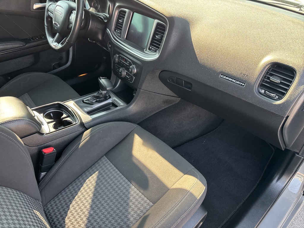 2019 Dodge Charger GT photo 22