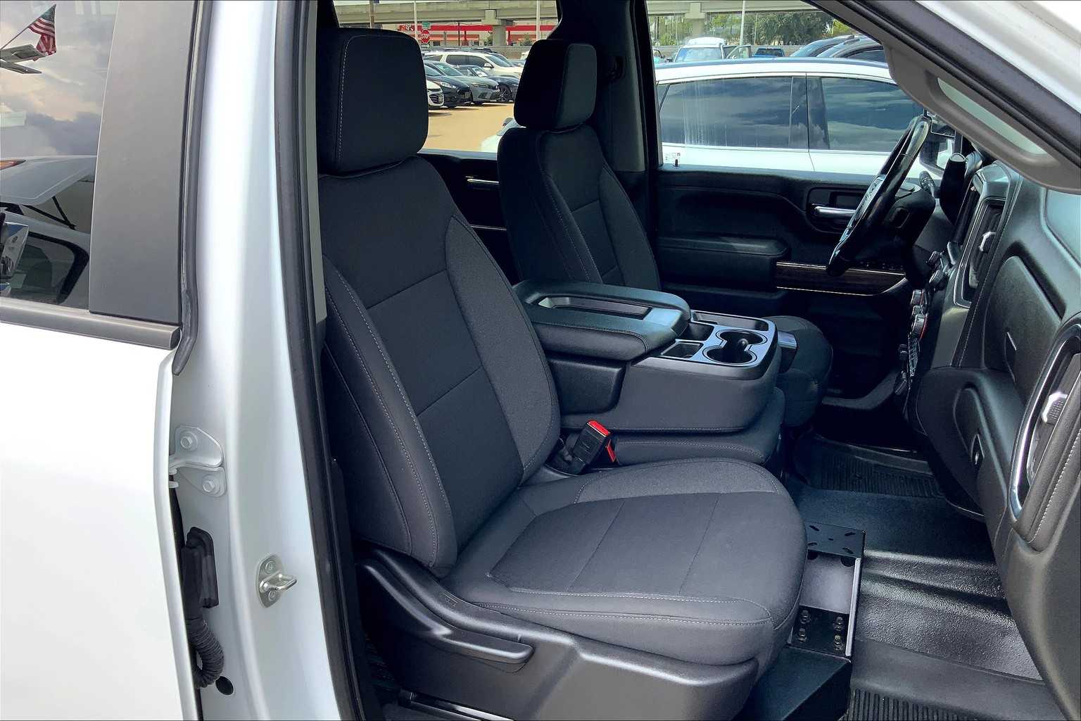 2021 Chevrolet Silverado 2500HD LT photo 8