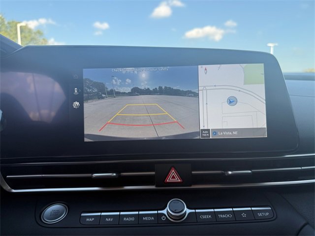 2023 Hyundai Elantra SEL photo 14