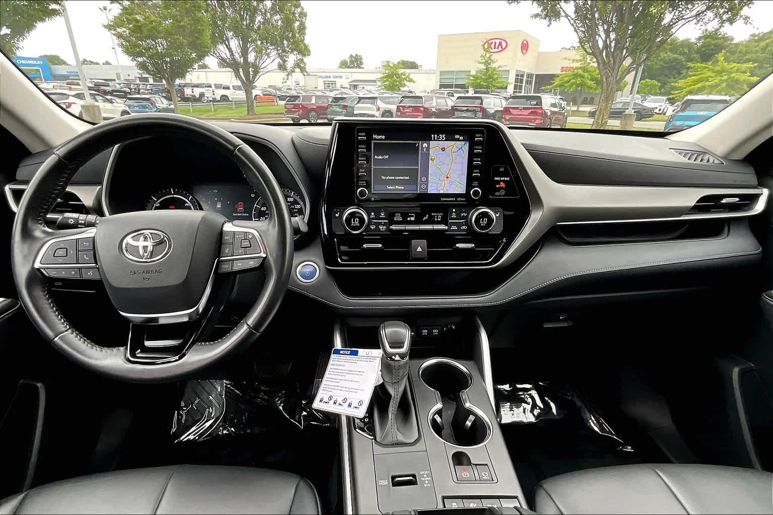 2020 Toyota Highlander Hybrid XLE photo 15