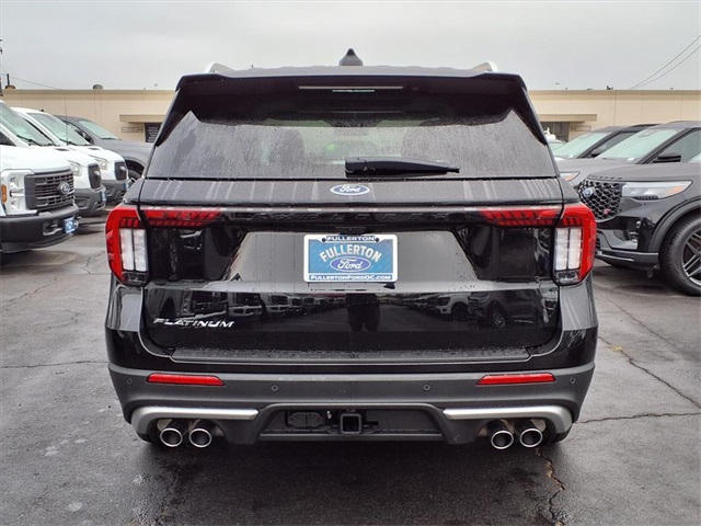 2025 Ford Explorer Platinum photo 3